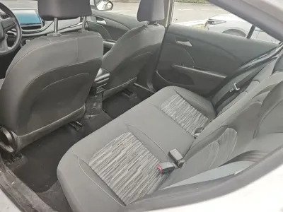 Chevrolet Cavalier 2017, 91000 км, за 2471.99 USD - фото 7