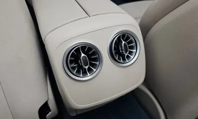 Mercedes-Benz E-Class 2022, 116353 км, за 34002.89 USD - фото 31