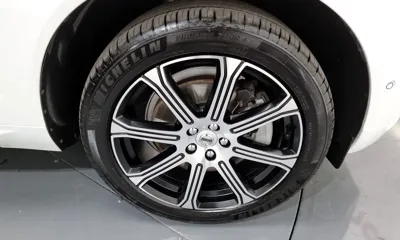 Volvo XC60 2019, 79709 км, за 19377.29 USD