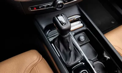 Volvo XC60 2019, 79709 км, за 19377.29 USD - фото 9
