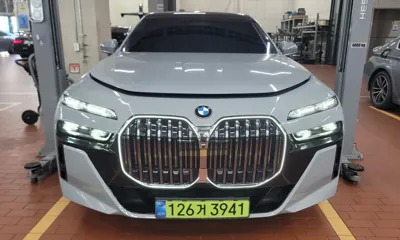 BMW 7-Series · 2026 год