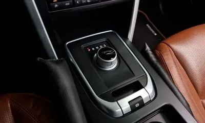 Land Rover Discovery Sport 2016, 176775 км, за 5583.29 USD - фото 9