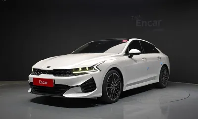 Kia K5 · 2021 год