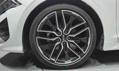 Kia K5 2021, 72863 км, за 12768.74 USD