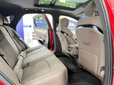BYD Han 2023, 50000 км, за 14704.79 USD - фото 15