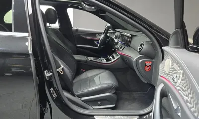 Mercedes-Benz E-Class 2022, 73458 км, за 66096.03 USD - фото 11