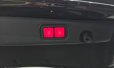 Mercedes-Benz E-Class 2022, 73458 км, за 66096.03 USD - фото 27