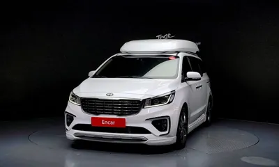 Kia Canival 2019, 80612 км, за 16377.27 USD