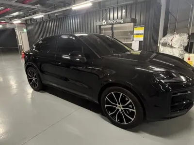 Porsche Cayenne 2025, 770 км, за 103776.86 USD