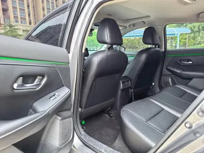 Nissan Sylphy 2022, 73000 км, за 7938.68 USD