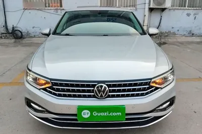 Volkswagen Magotan 2020, 85300 км, за 16022 USD