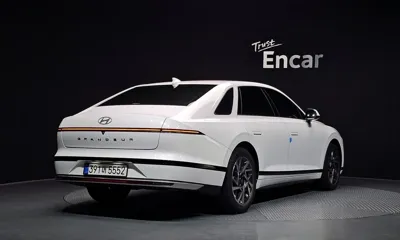 Hyundai Grandeur 2023, 39489 км, за 19274.59 USD