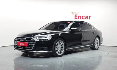 Audi A8 · 2020 год