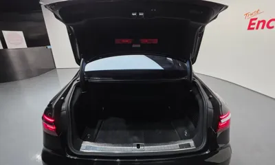 Audi A8 2020, 189020 км, за 24944.2 USD - фото 20