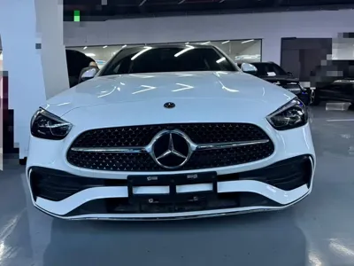Mercedes-Benz C-Class 2023, 29000 км, за 20850.1 USD