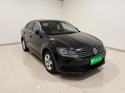 Volkswagen Lavida 2016, 162600 км, за 2406.32 USD