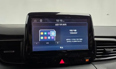 Hyundai Veloster 2018, 70119 км, за 8990.23 USD - фото 31
