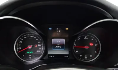 Mercedes-Benz C-Class 2018, 20173 км, за 16225.15 USD - фото 8