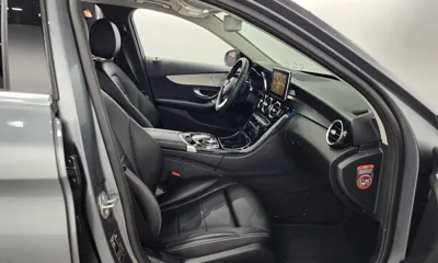 Mercedes-Benz C-Class 2018, 20173 км, за 16225.15 USD - фото 11