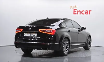 Kia K7 2014, 114259 км, за 3893.91 USD