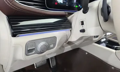 Mercedes-Benz GLS-Class 2023, 58745 км, за 118512.68 USD - фото 28