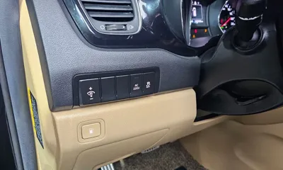 Kia Canival 2016, 115098 км, за 8072.78 USD - фото 12