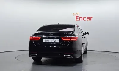 Kia K9 2016, 185696 км, за 6432.98 USD