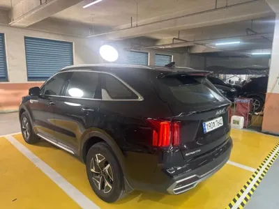 Kia Sorento 2023, 95517 км, за 4143.32 USD