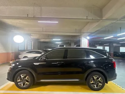 Kia Sorento 2023, 95517 км, за 4143.32 USD