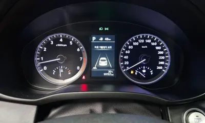 Hyundai Grandeur 2019, 99757 км, за 10792.36 USD - фото 8
