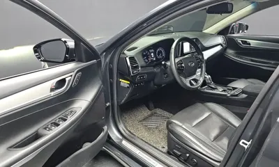 Hyundai Grandeur 2019, 99757 км, за 10792.36 USD - фото 10