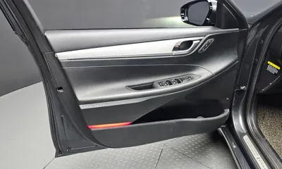 Hyundai Grandeur 2019, 99757 км, за 10792.36 USD - фото 24