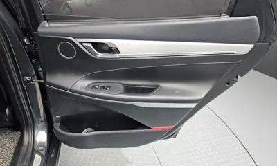 Hyundai Grandeur 2019, 99757 км, за 10792.36 USD - фото 25