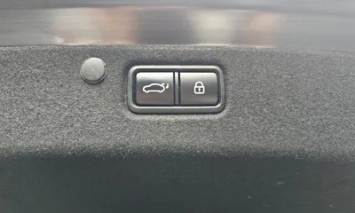 Hyundai Grandeur 2019, 99757 км, за 10792.36 USD - фото 35
