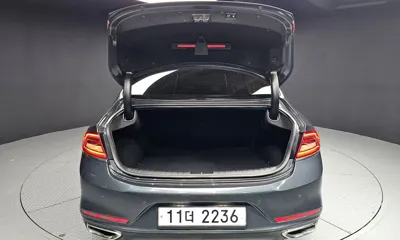 Hyundai Grandeur 2019, 99757 км, за 10792.36 USD - фото 36