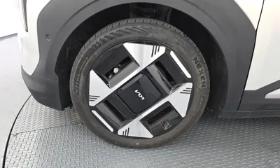 Kia EV3 2025, 54288 км, за 23442.07 USD