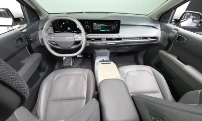 Kia EV3 2025, 54288 км, за 23442.07 USD - фото 7