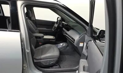 Kia EV3 2025, 54288 км, за 23442.07 USD - фото 11