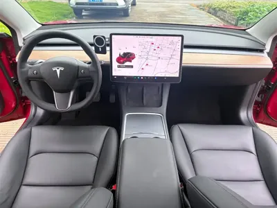 Tesla Model 3 2021, 100000 км, за 14820.79 USD