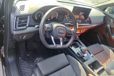 Audi Q5L · 2023 год