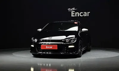 Volkswagen Scirocco 2013, 109178 км, за 8952.76 USD