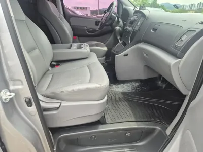Hyundai Starex 2014, 236664 км, за 2537.08 USD - фото 8