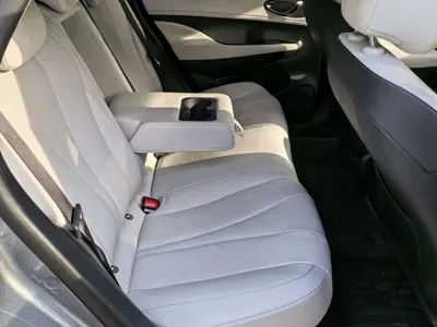 BYD Seal 05 DM-i 2025, 6000 км, за 10859.12 USD