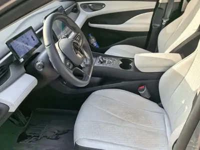BYD Seal 05 DM-i 2025, 6000 км, за 10859.12 USD - фото 6