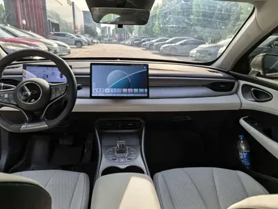 BYD Seal 05 DM-i 2025, 6000 км, за 10859.12 USD - фото 7