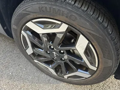Kia Seltos 2024, 14500 км, за 12004.24 USD