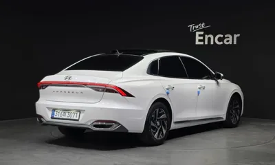Hyundai Grandeur 2023, 99018 км, за 164.11 USD