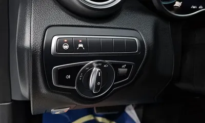 Mercedes-Benz C-Class 2021, 51495 км, за 21824.12 USD - фото 13