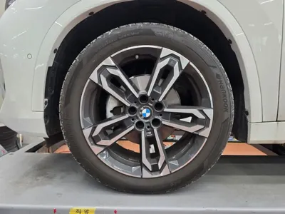 BMW X1 2026, 4071 км, за 31921.84 USD - фото 11
