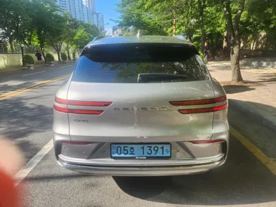 Genesis GV70 2025, 12000 км, за 31306.21 USD